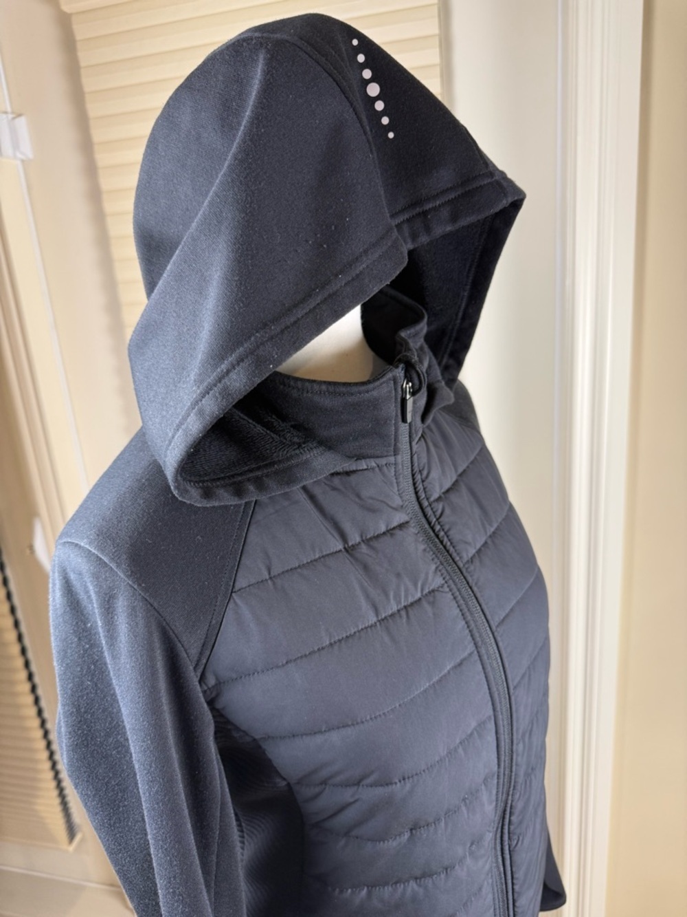 Tuff Athletics Primaloft Puffer Jacket Womens M Lightweight Hooded Black - Picture 4 of 15